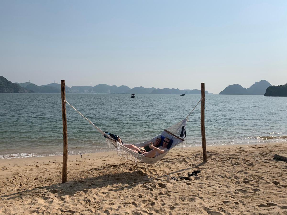 Ocean Beach Resort Cat Ba Island Bagian luar foto
