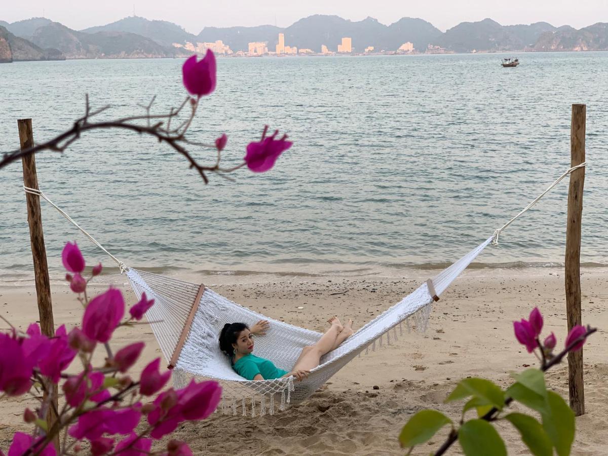 Ocean Beach Resort Cat Ba Island Bagian luar foto