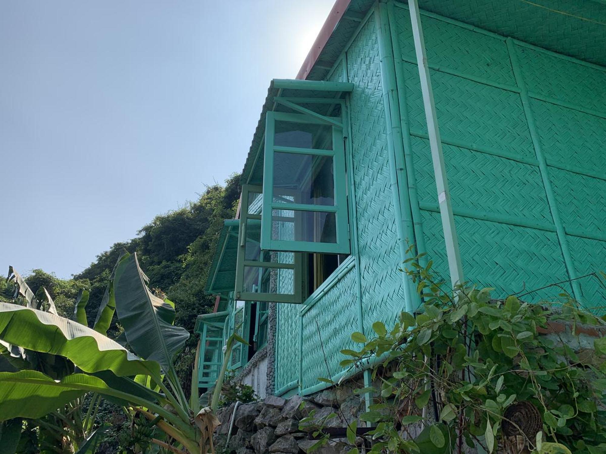 Ocean Beach Resort Cat Ba Island Bagian luar foto