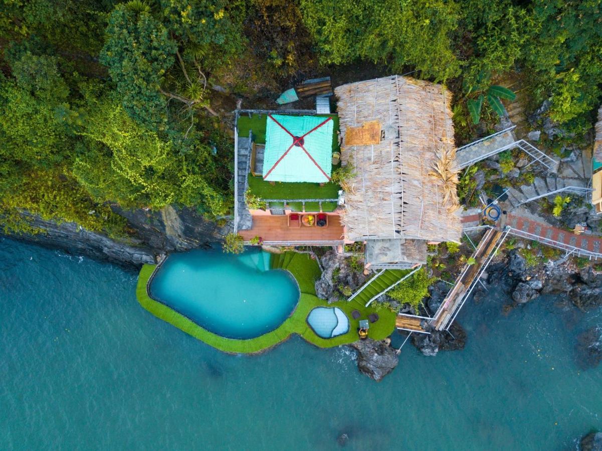 Ocean Beach Resort Cat Ba Island Bagian luar foto